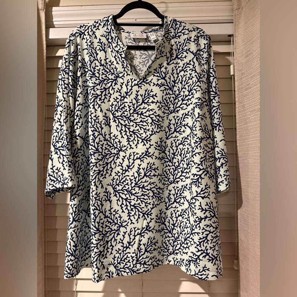 Denim&Co Blue and light green Tunic Top